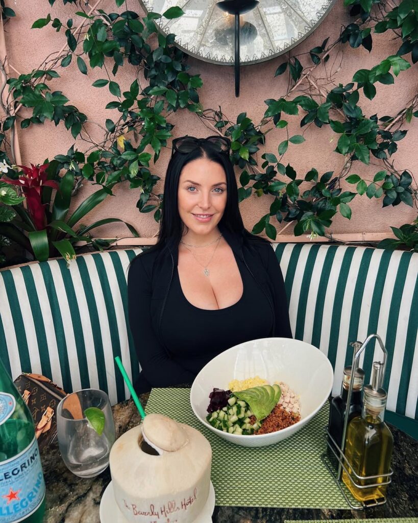 50+ Top Angela White Hot and Sexy Pictures: Bikini Images of (Angela White)
